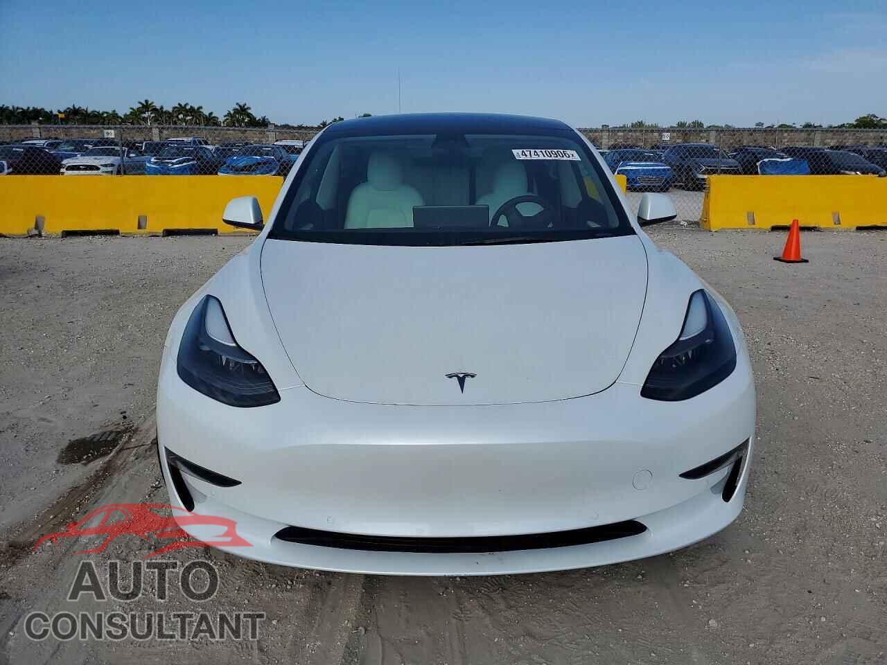 TESLA MODEL 3 2022 - 5YJ3E1EBXNF266844