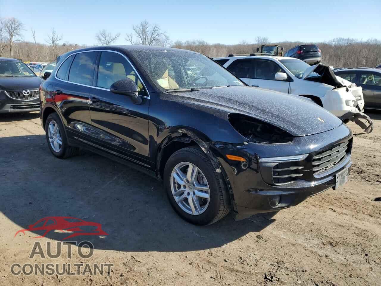PORSCHE CAYENNE 2016 - WP1AA2A21GKA10739