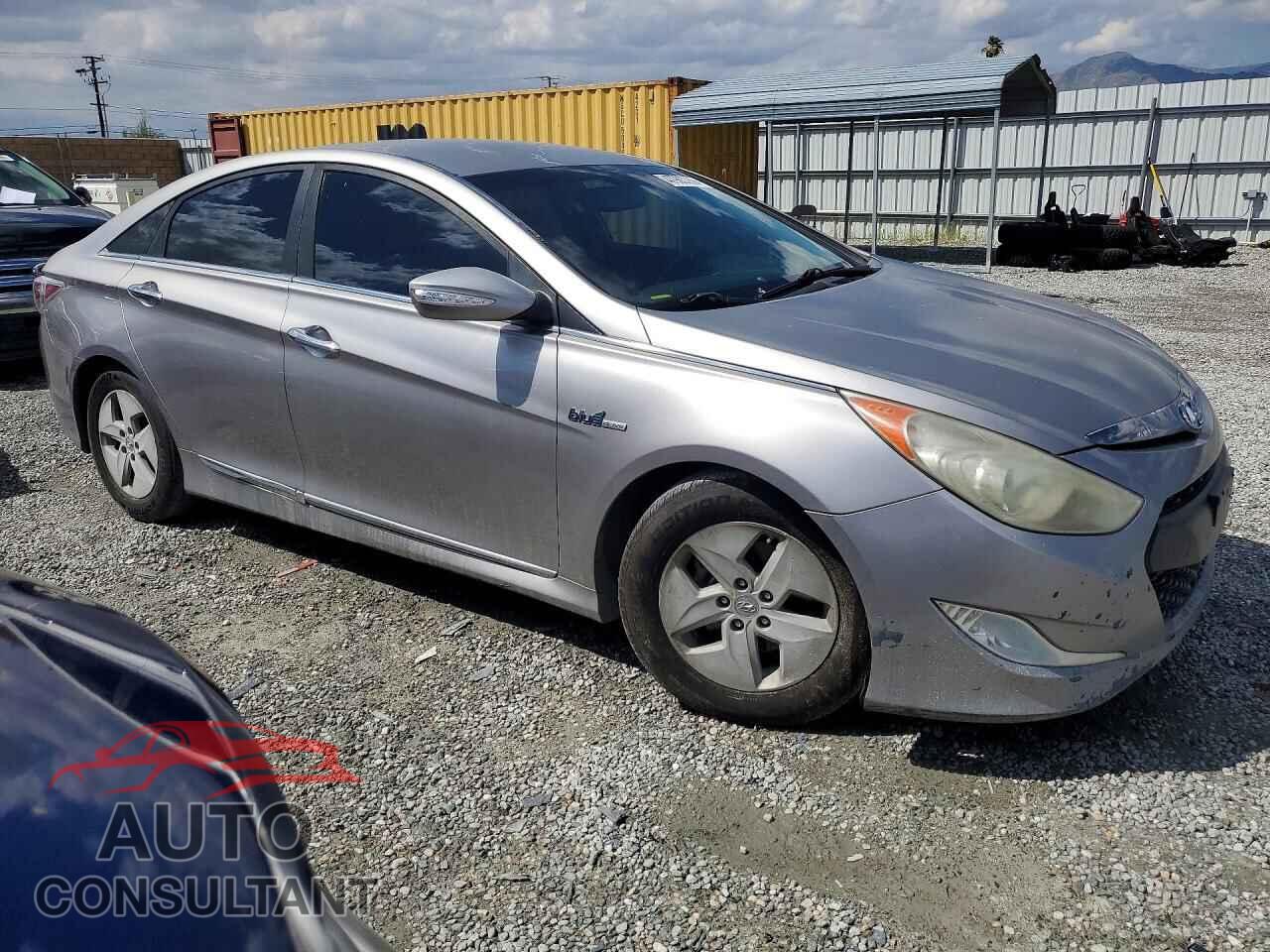 HYUNDAI SONATA 2012 - KMHEC4A47CA037708