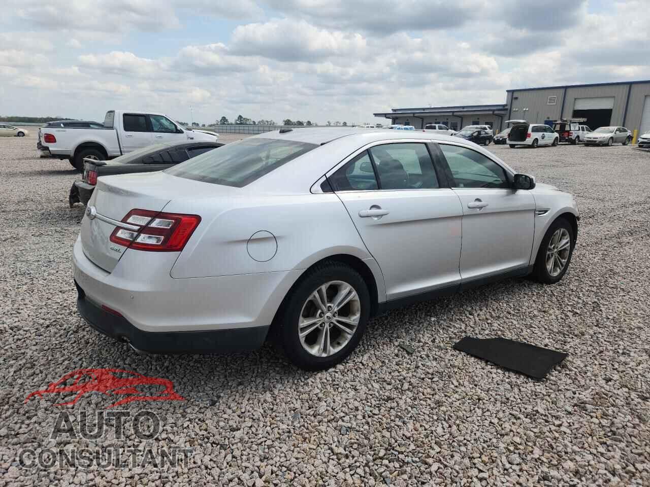 FORD TAURUS 2015 - 1FAHP2E87FG123583