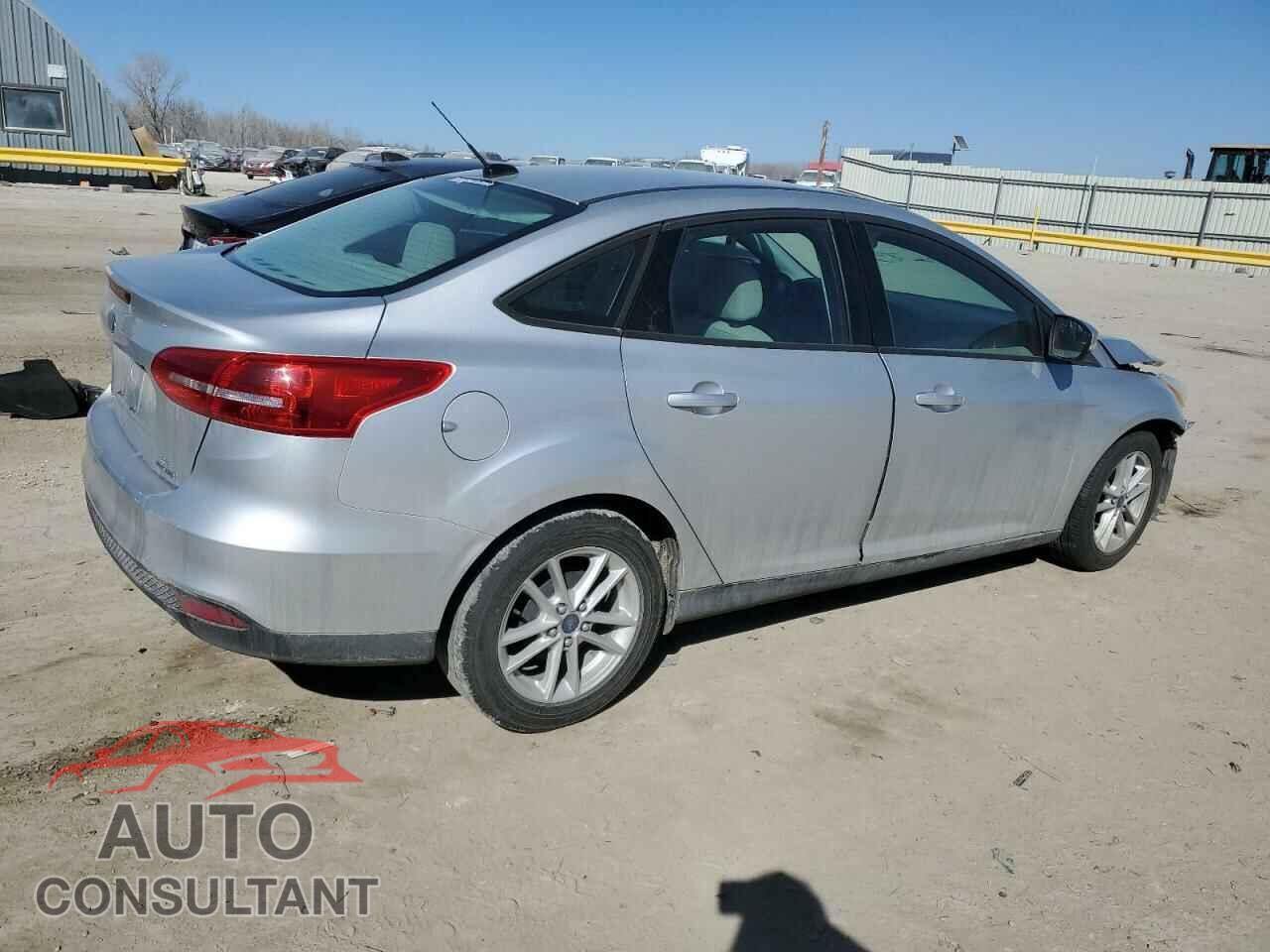 FORD FOCUS 2015 - 1FADP3F28FL343997