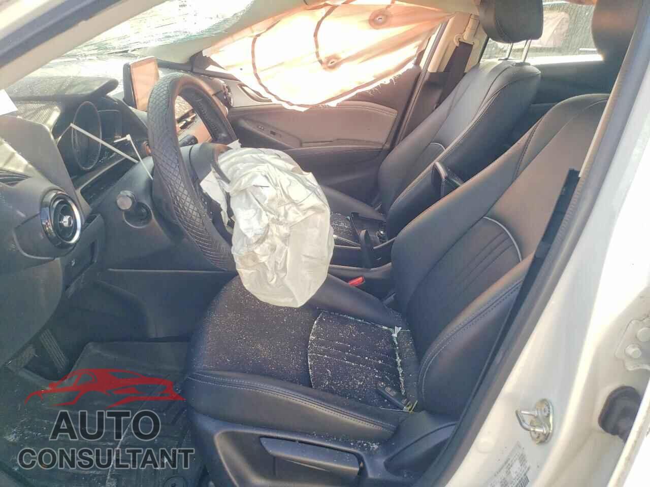 MAZDA CX-3 2019 - JM1DKFC77K0424124