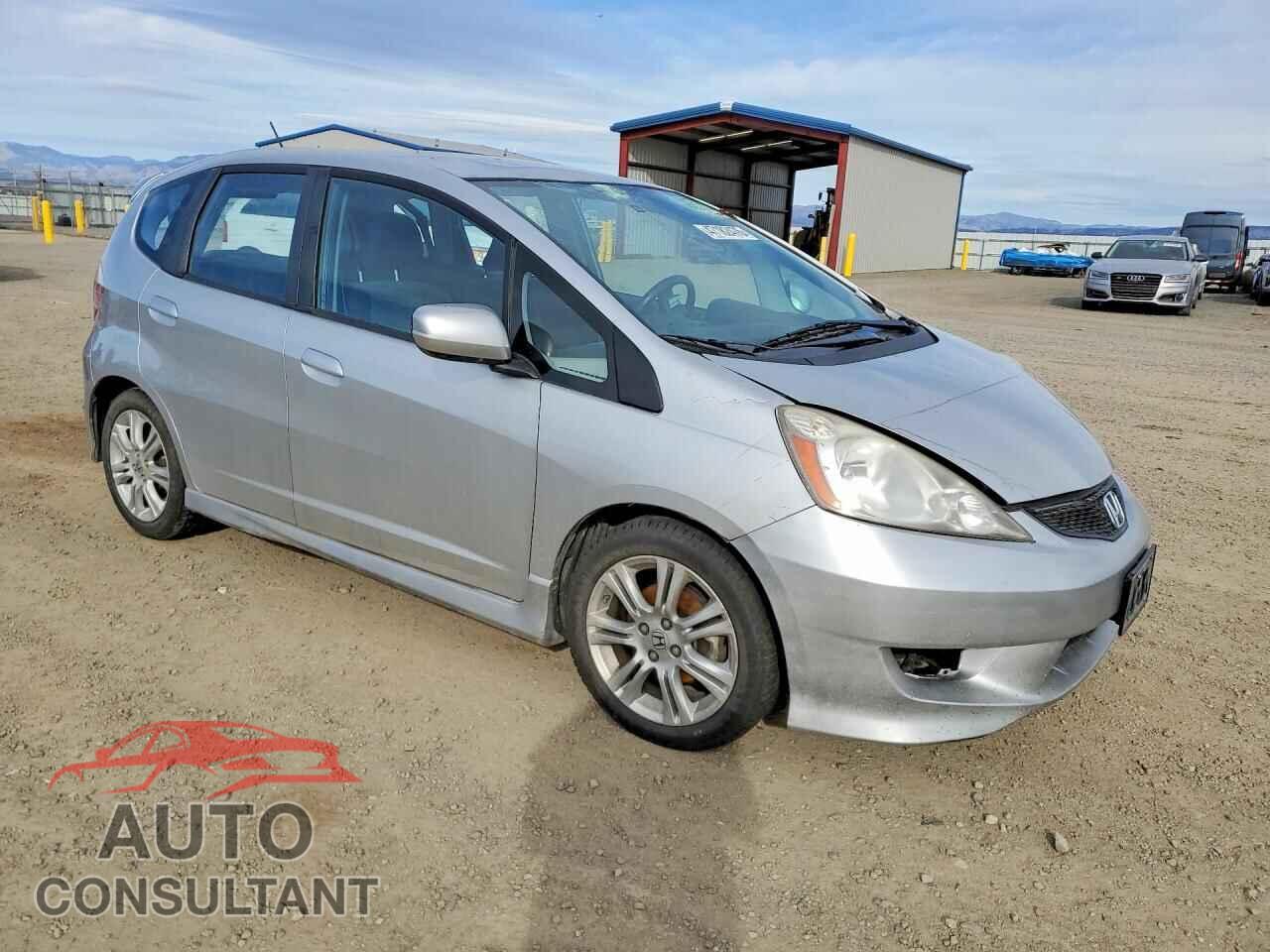 HONDA FIT 2011 - JHMGE8H52BC025867