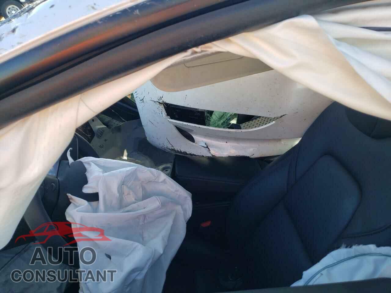 TESLA MODEL 3 2023 - 5YJ3E1EA5PF608307