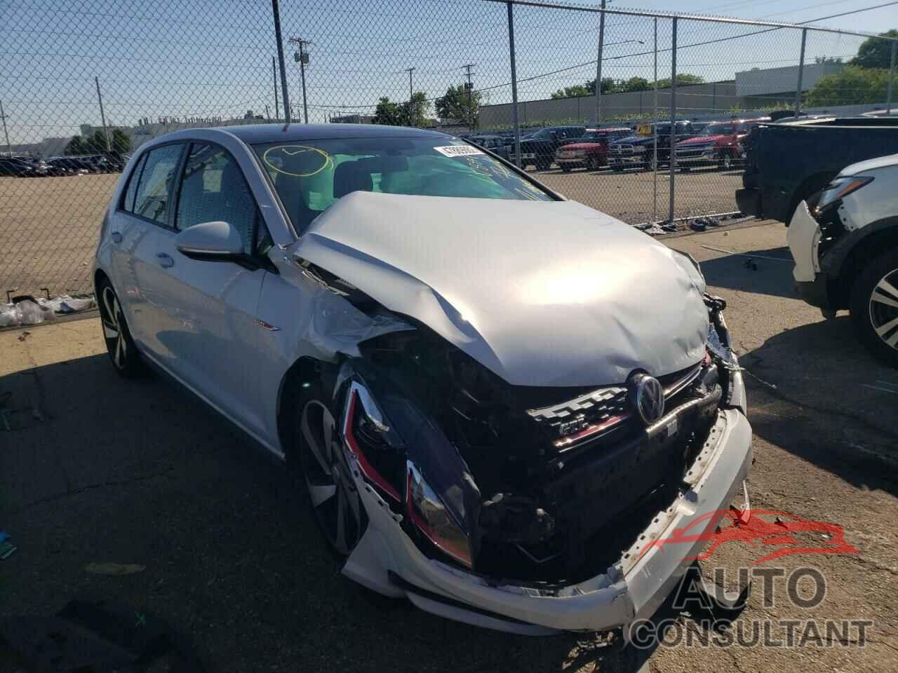 VOLKSWAGEN GTI 2018 - 3VW547AU7JM254126
