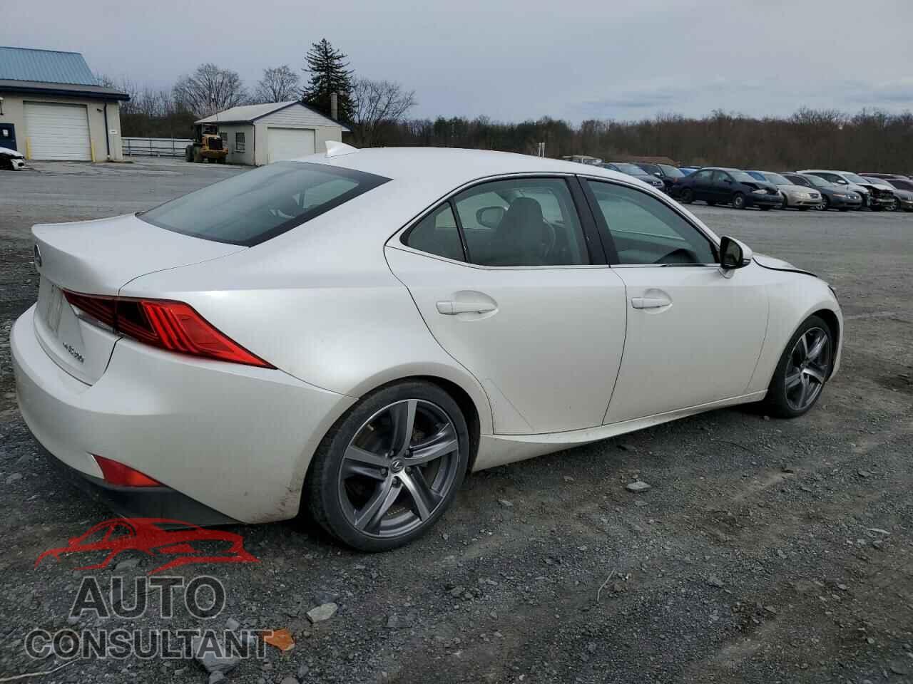 LEXUS IS 2018 - JTHC81D29J5030060