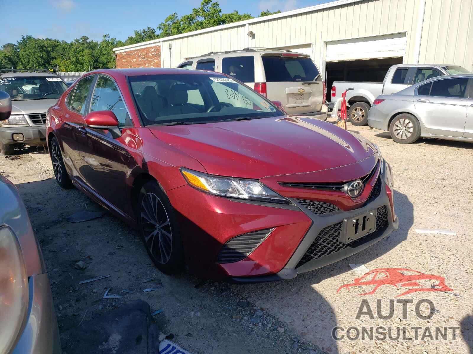 TOYOTA CAMRY 2018 - 4T1B11HK9JU640425