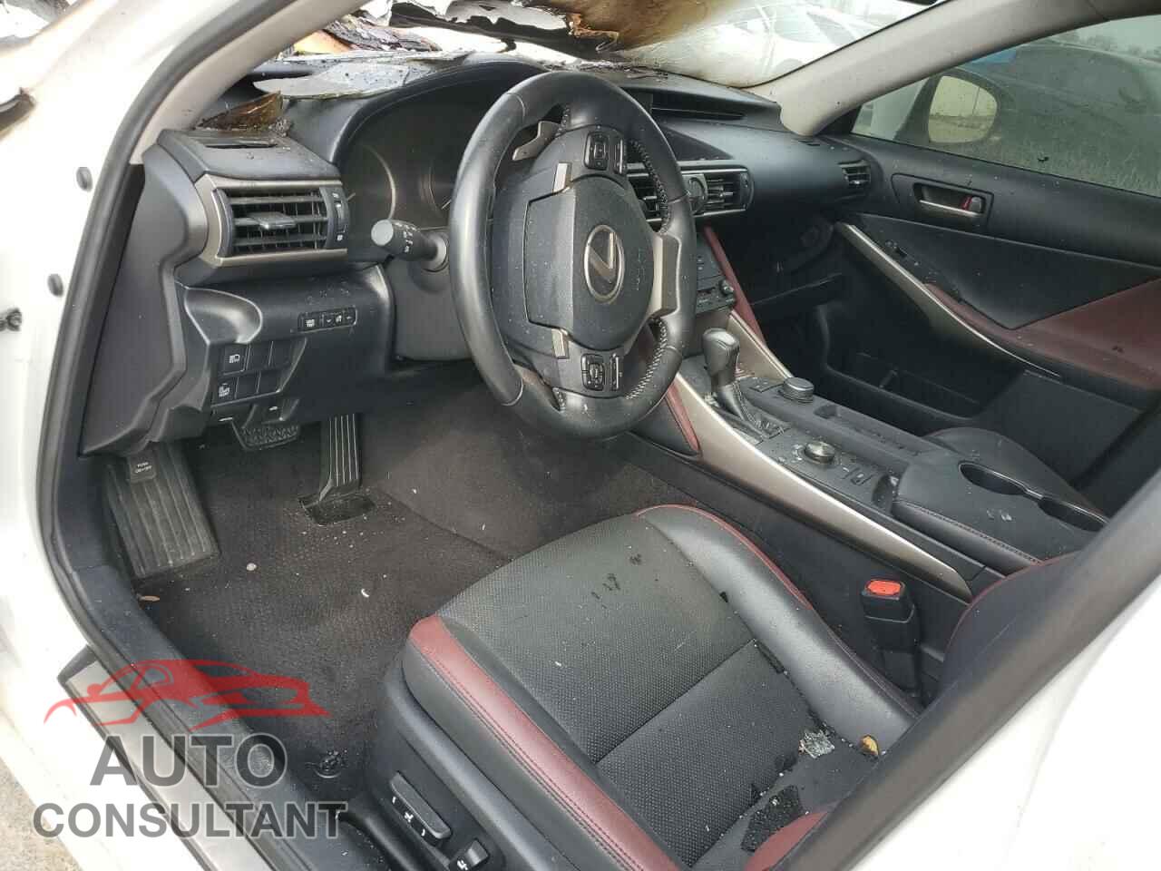 LEXUS IS 2018 - JTHBA1D25J5077277