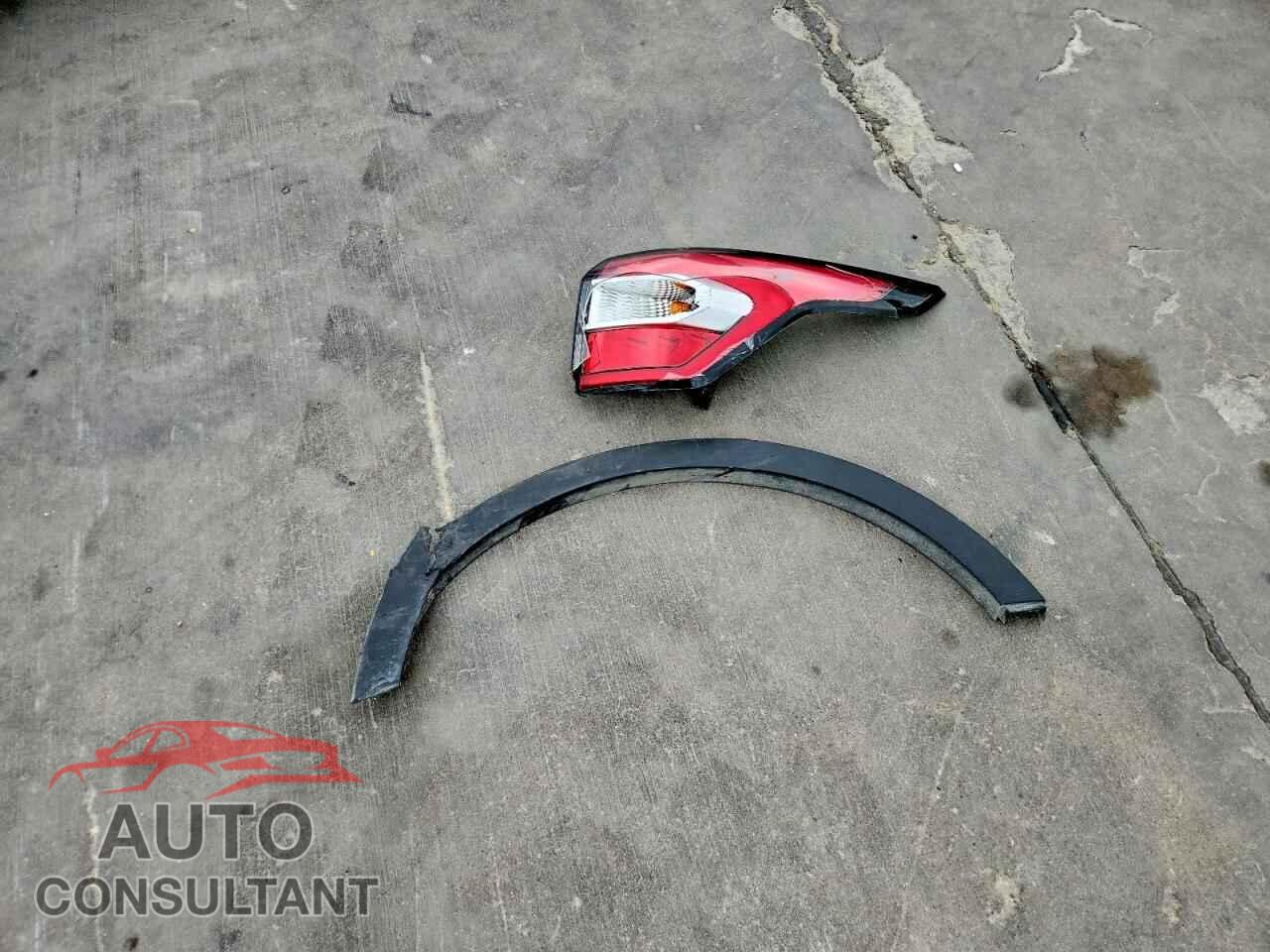FORD ESCAPE 2017 - 1FMCU0GD1HUC65598