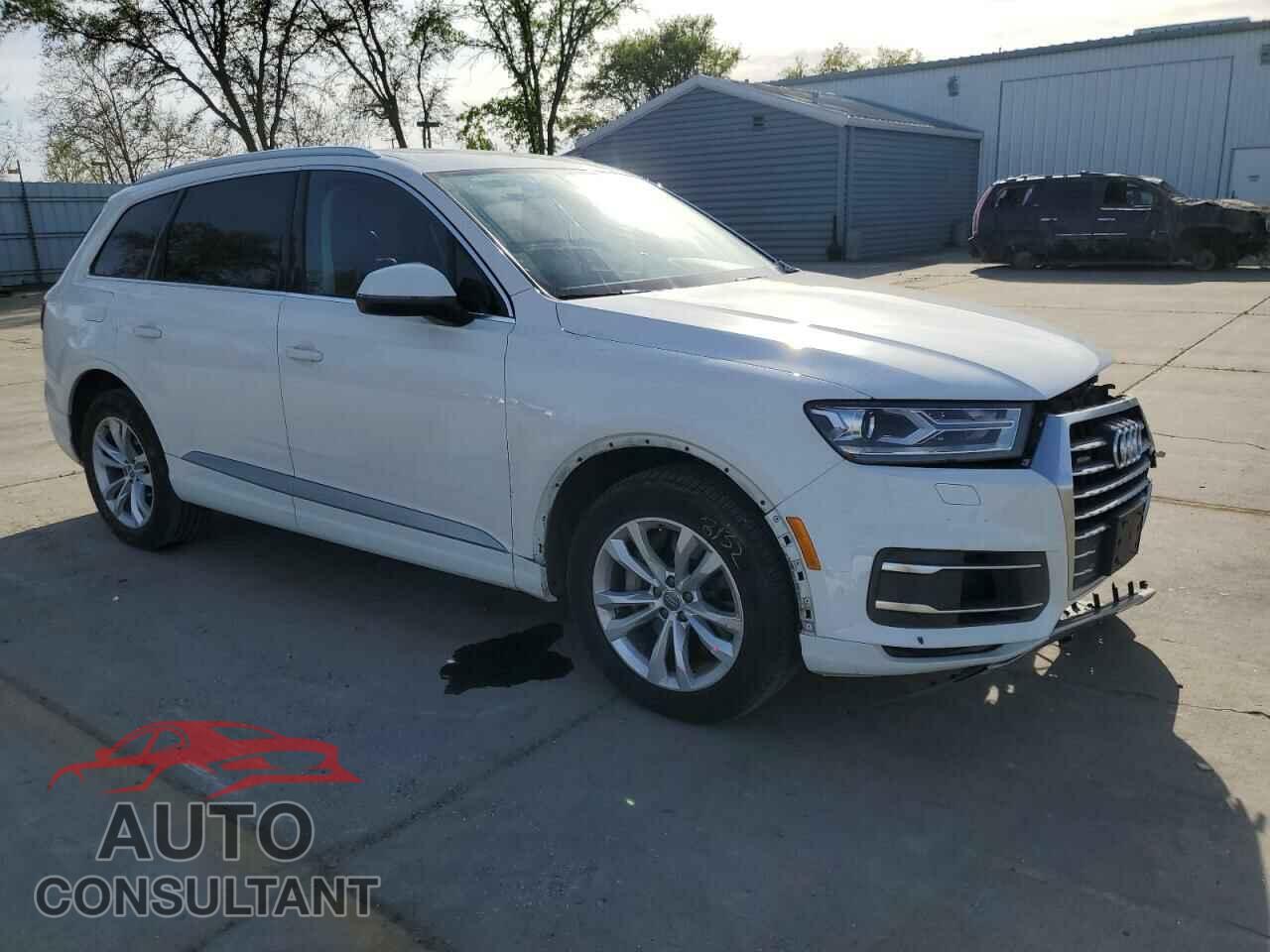 AUDI Q7 2018 - WA1AAAF72JD050138