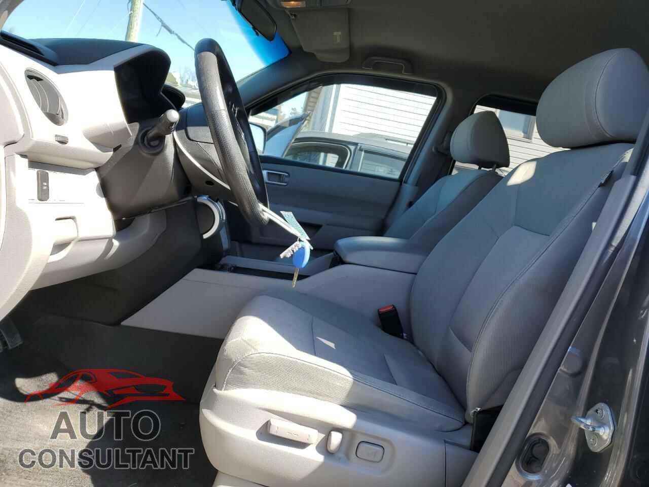 HONDA PILOT 2011 - 5FNYF4H49BB081407
