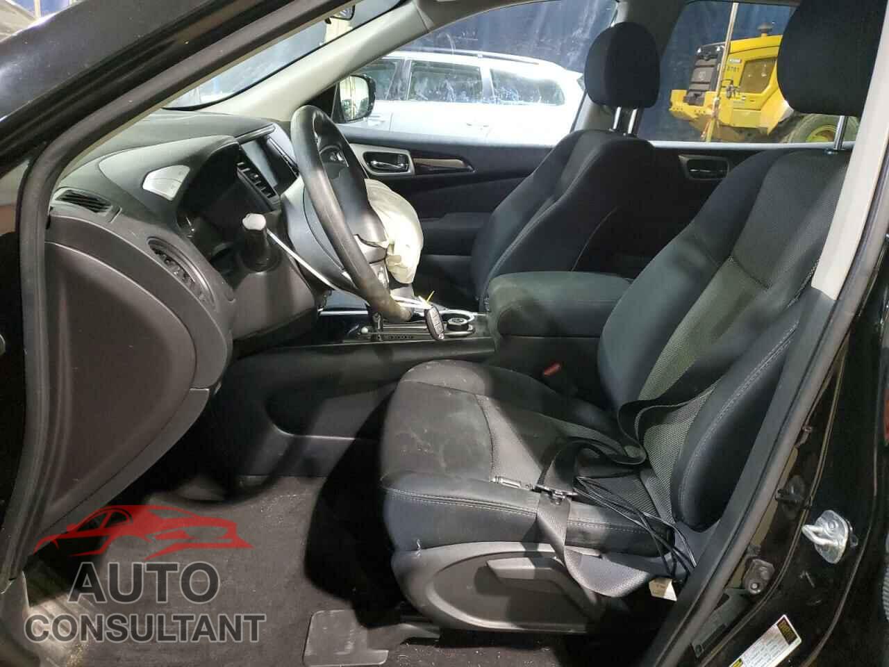 NISSAN PATHFINDER 2017 - 5N1DR2MM8HC674984