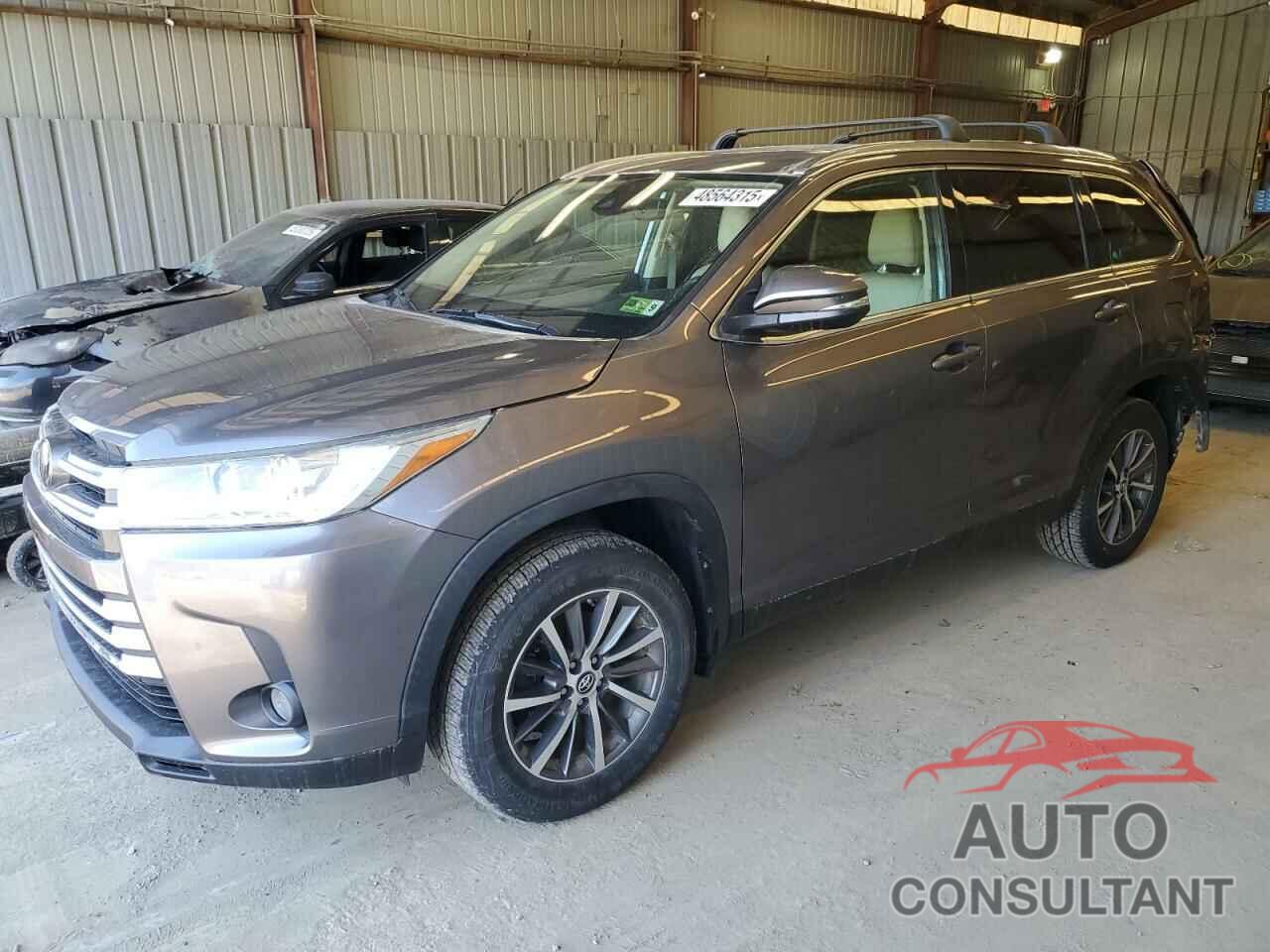 TOYOTA HIGHLANDER 2019 - 5TDJZRFHXKS729215