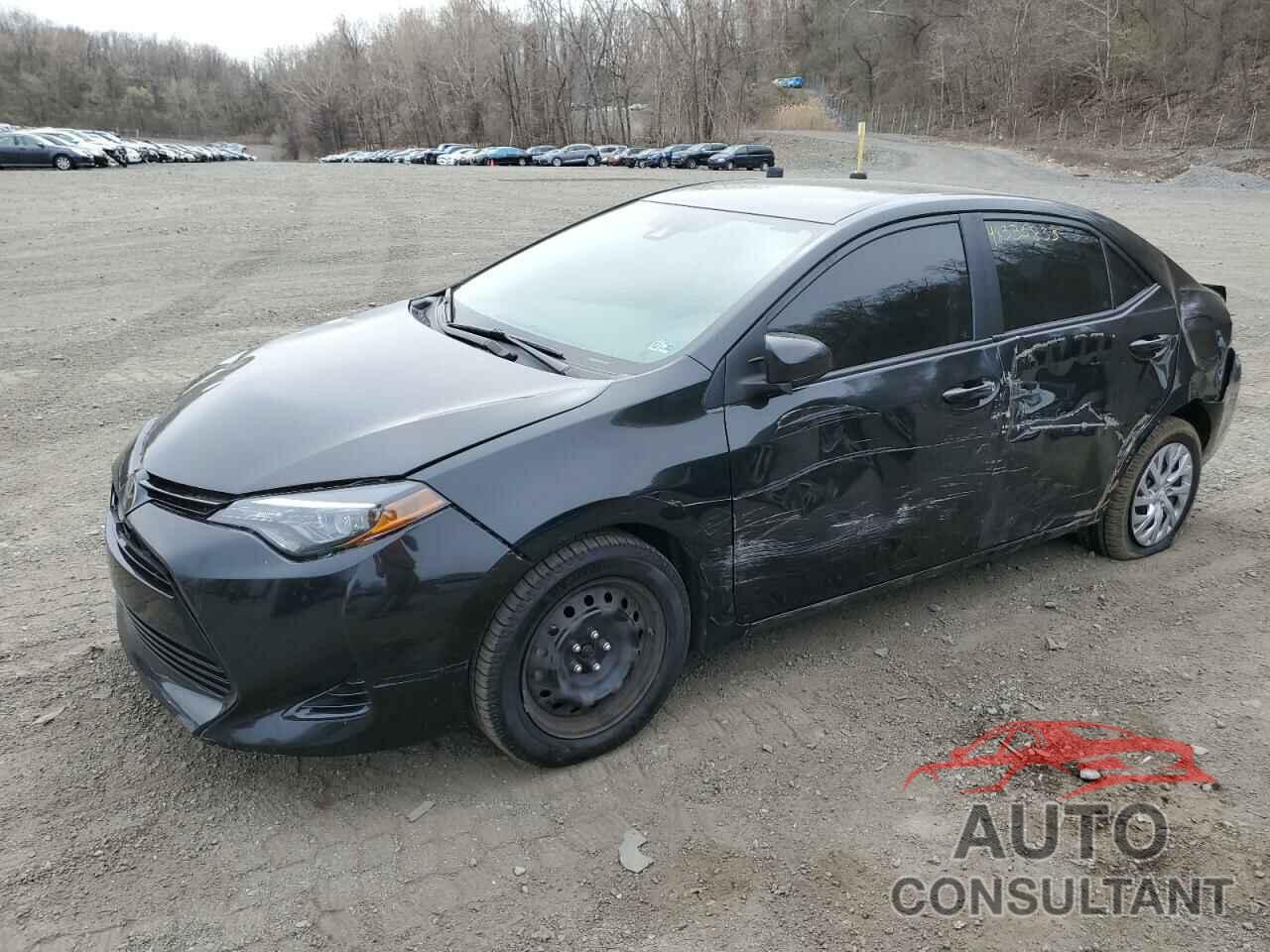 TOYOTA COROLLA 2018 - 5YFBURHEXJP822958