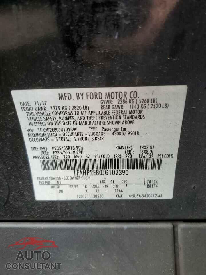 FORD TAURUS 2018 - 1FAHP2E80JG102390