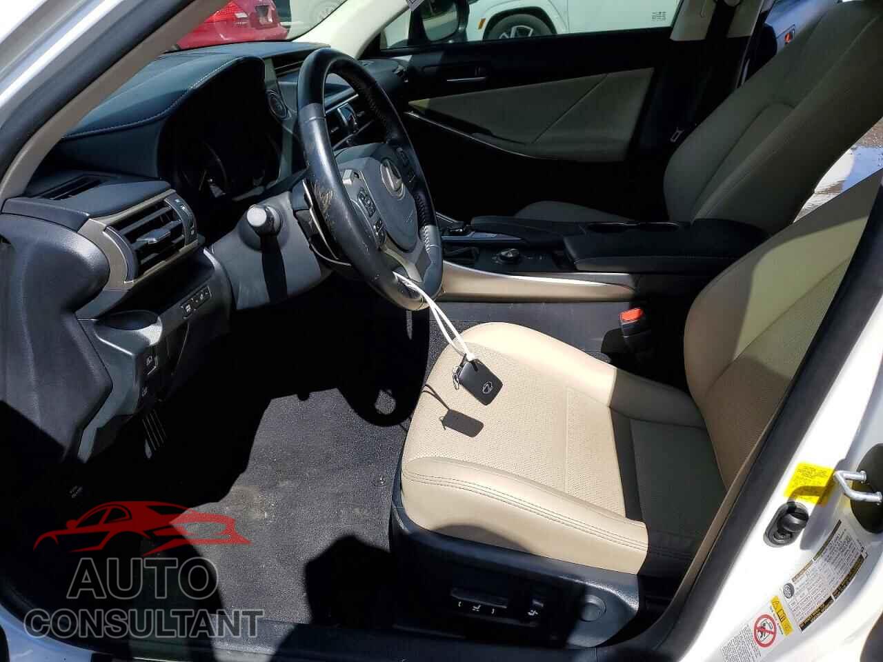 LEXUS IS 2017 - JTHCM1D25H5021121