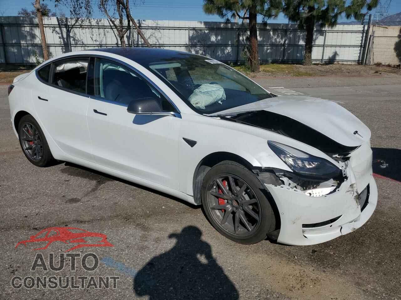 TESLA MODEL 3 2018 - 5YJ3E1EA4JF053891