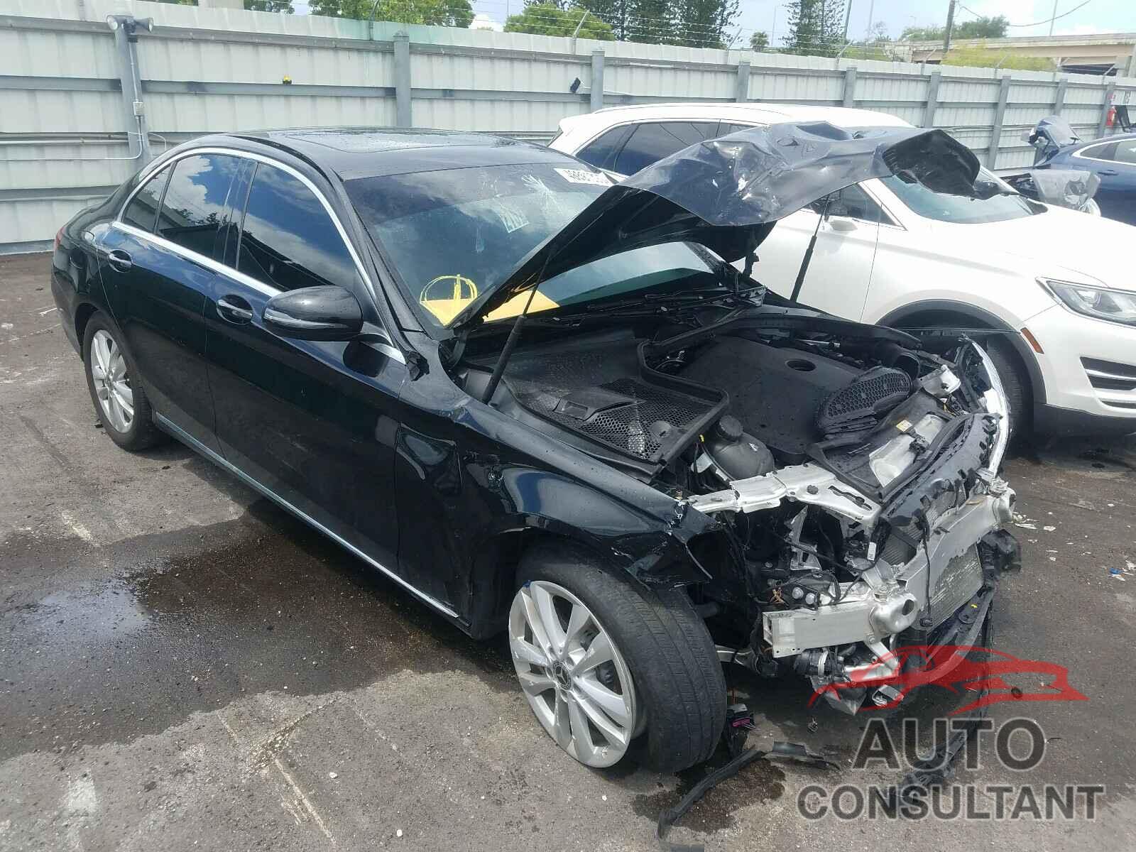 MERCEDES-BENZ C CLASS 2019 - 55SWF8DB5KU293724