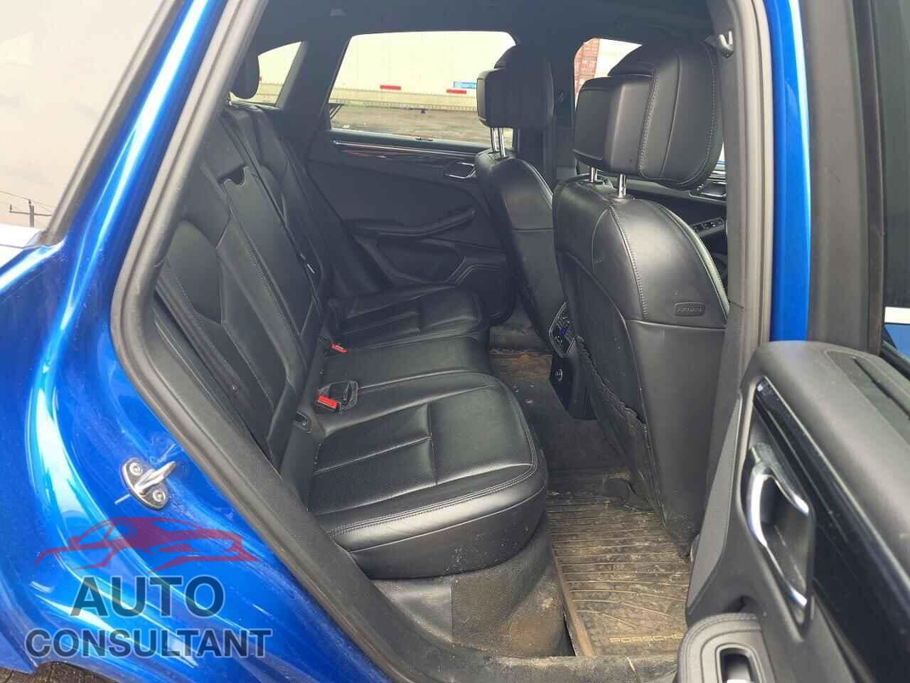 PORSCHE MACAN 2016 - WP1AB2A52GLB43009