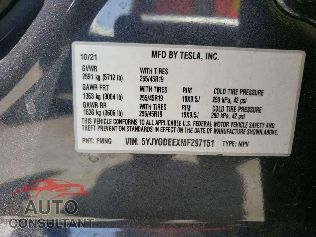TESLA MODEL Y 2021 - 5YJYGDEEXMF297151