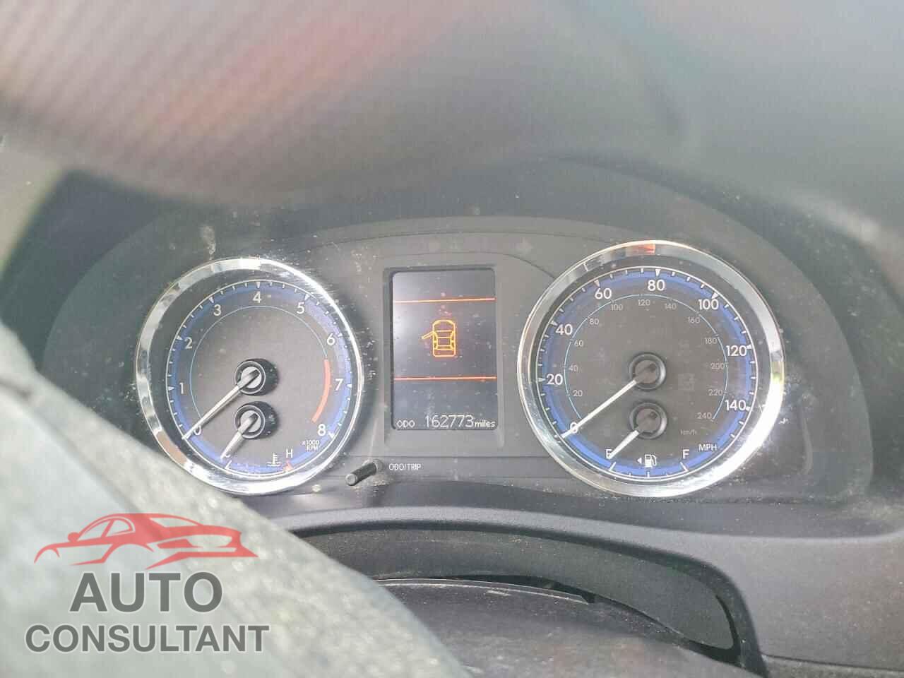 TOYOTA COROLLA 2017 - 2T1BURHE5HC862181
