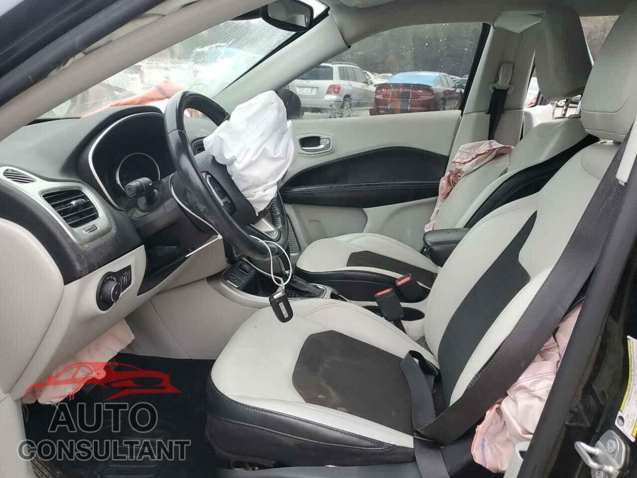 JEEP COMPASS 2018 - 3C4NJCBB0JT182144