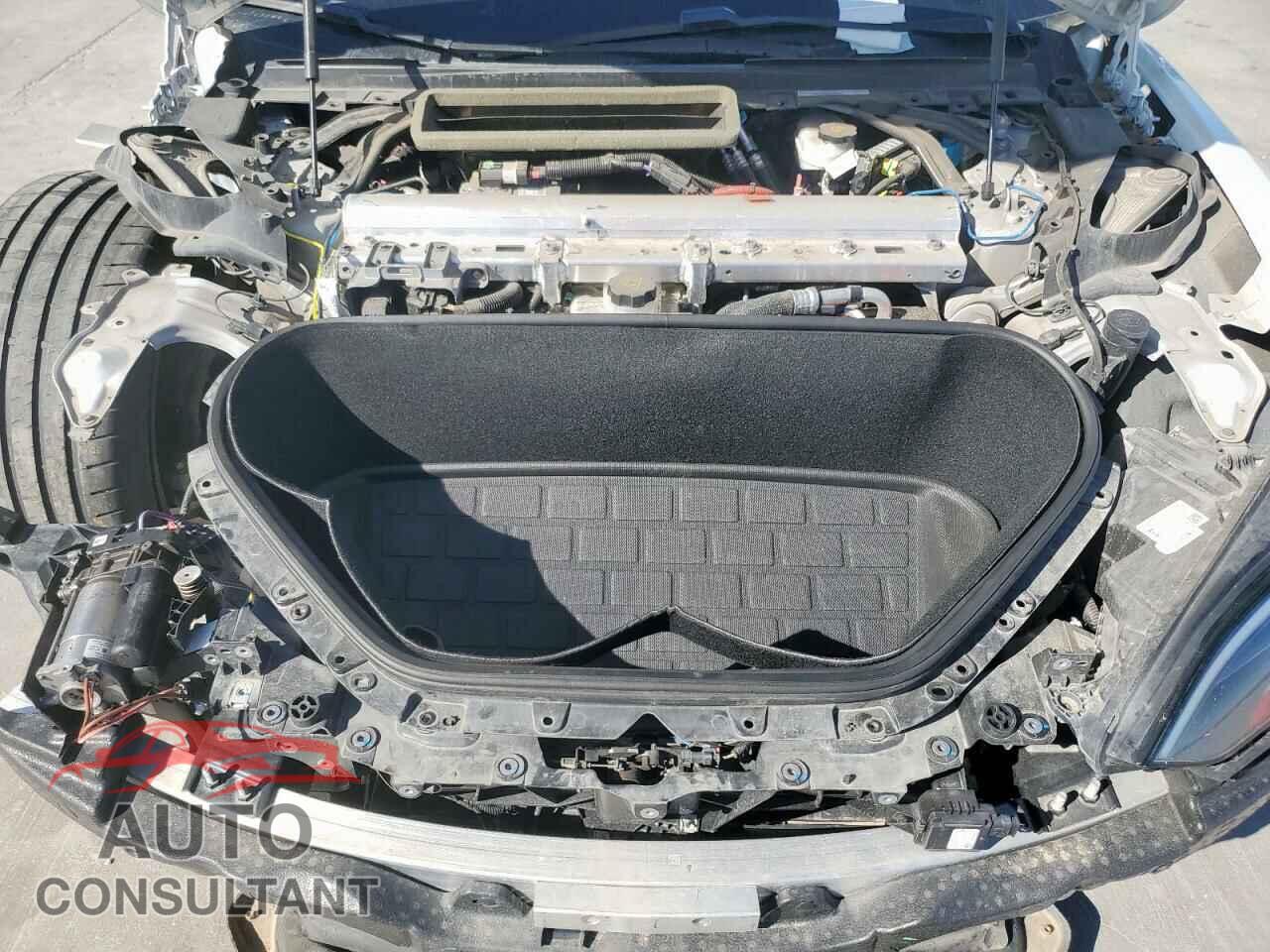 TESLA MODEL S 2022 - 5YJSA1E59NF476837