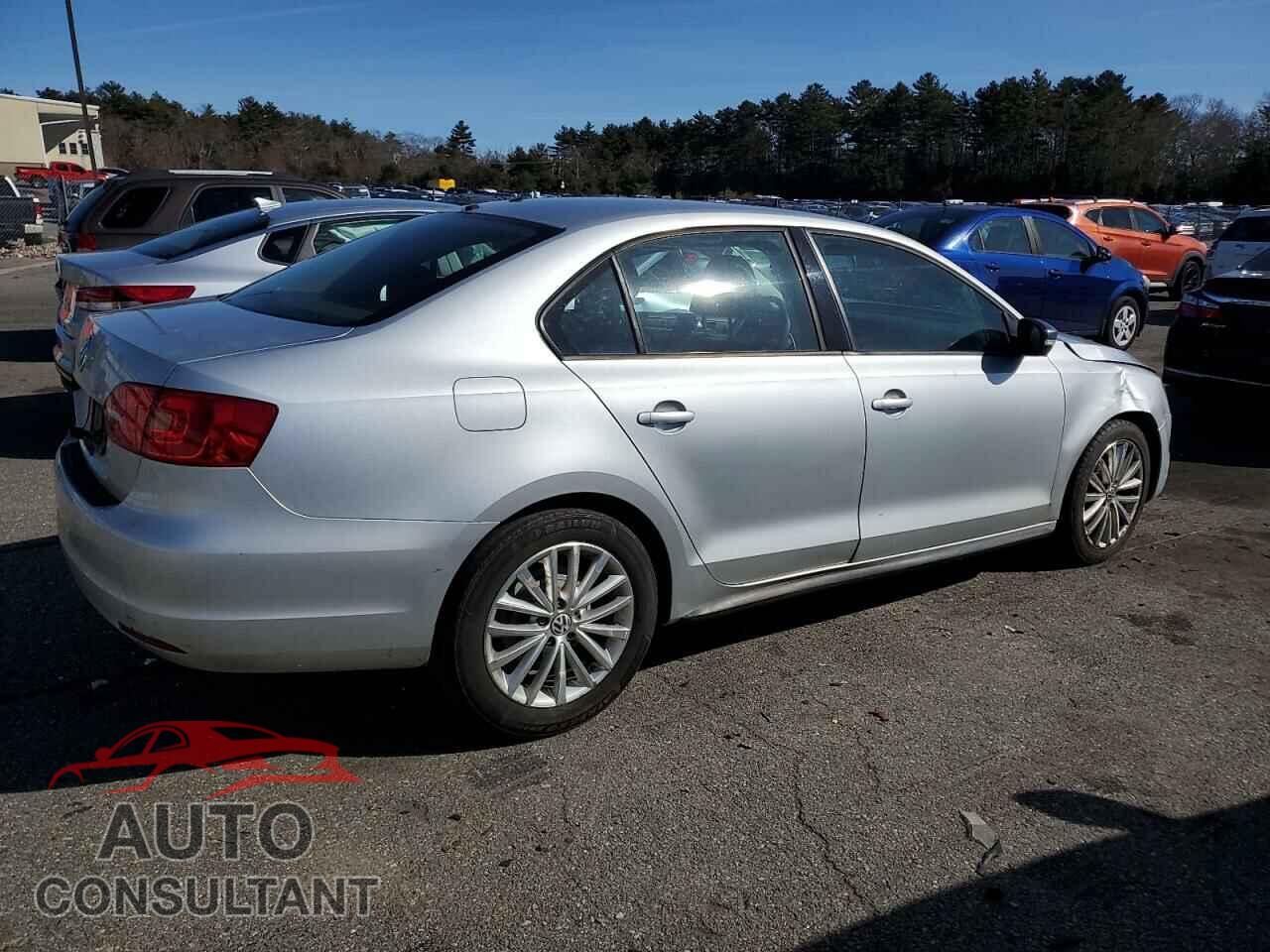 VOLKSWAGEN JETTA 2011 - 3VW2K7AJ7BM337491