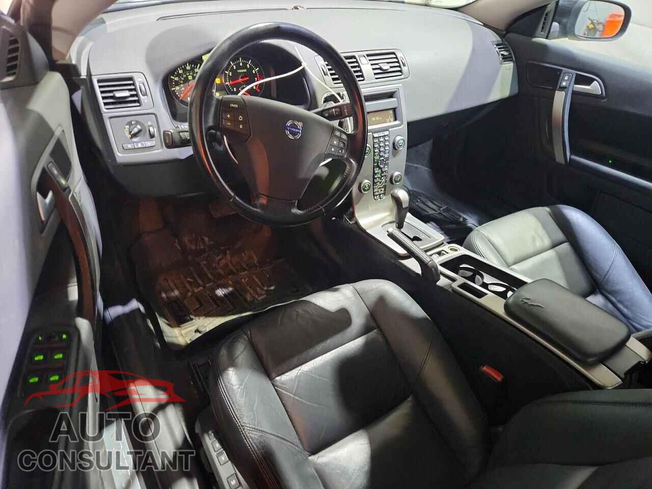 VOLVO C70 2010 - YV1672MC2AJ093017