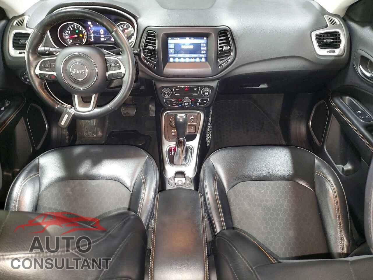 JEEP COMPASS 2018 - 3C4NJDBB2JT261966