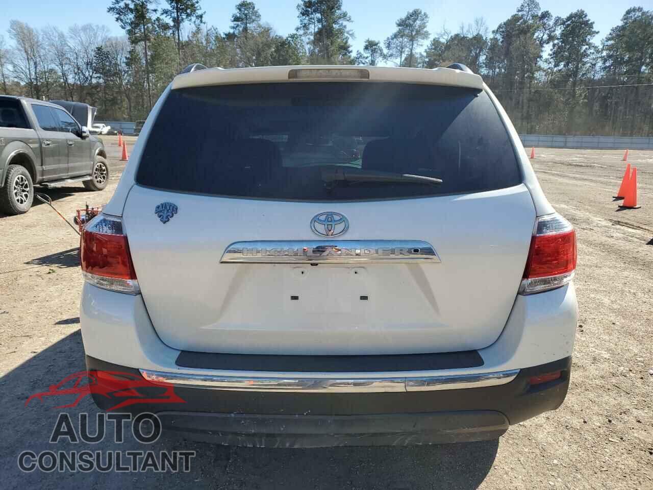 TOYOTA HIGHLANDER 2013 - 5TDYK3EH7DS137498