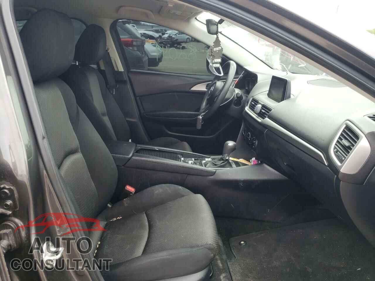 MAZDA 3 2018 - 3MZBN1K79JM237818