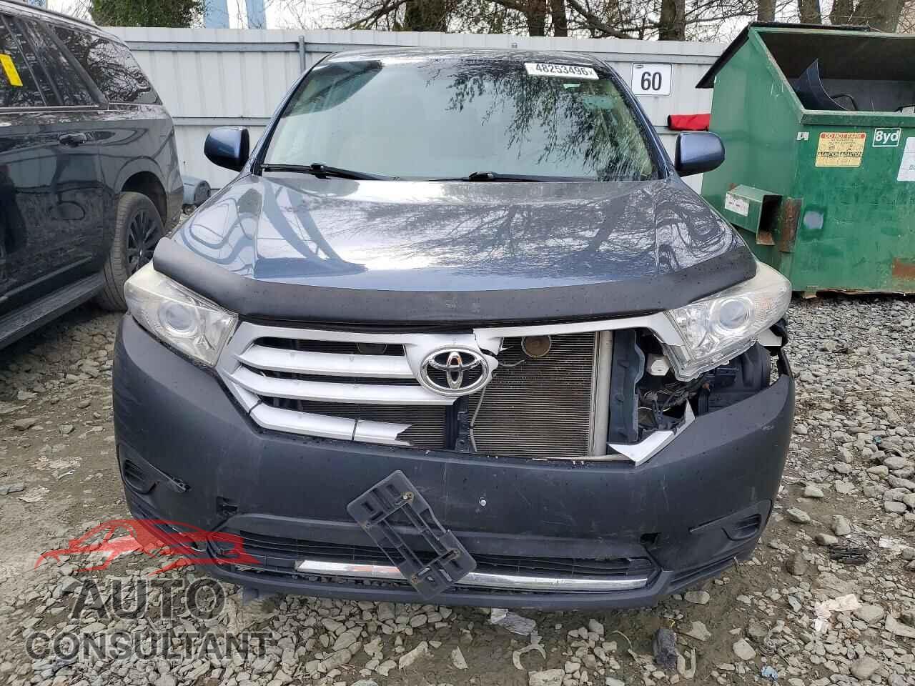TOYOTA HIGHLANDER 2013 - 5TDBK3EH8DS255906