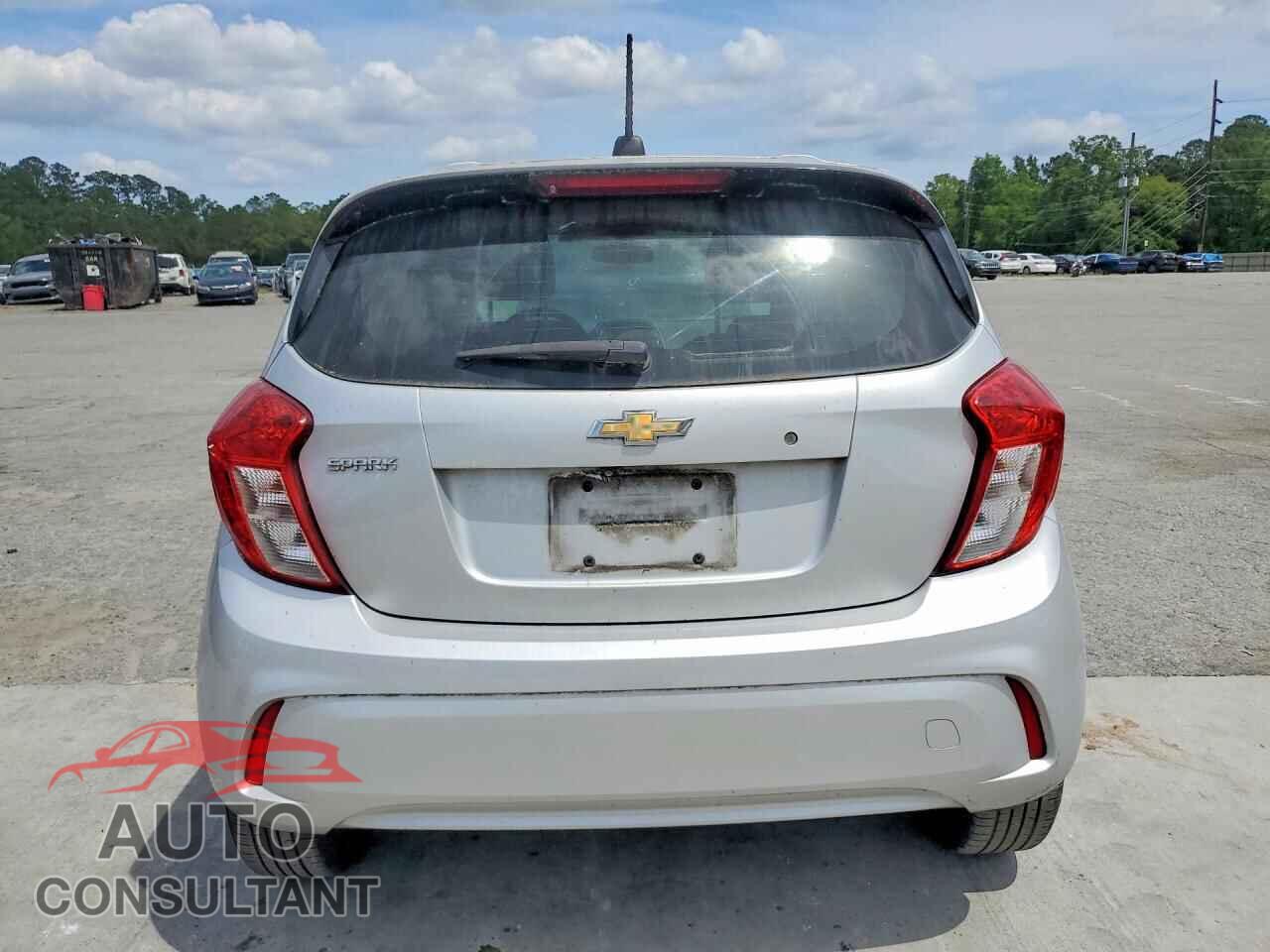 CHEVROLET SPARK 2019 - KL8CB6SA7KC743653