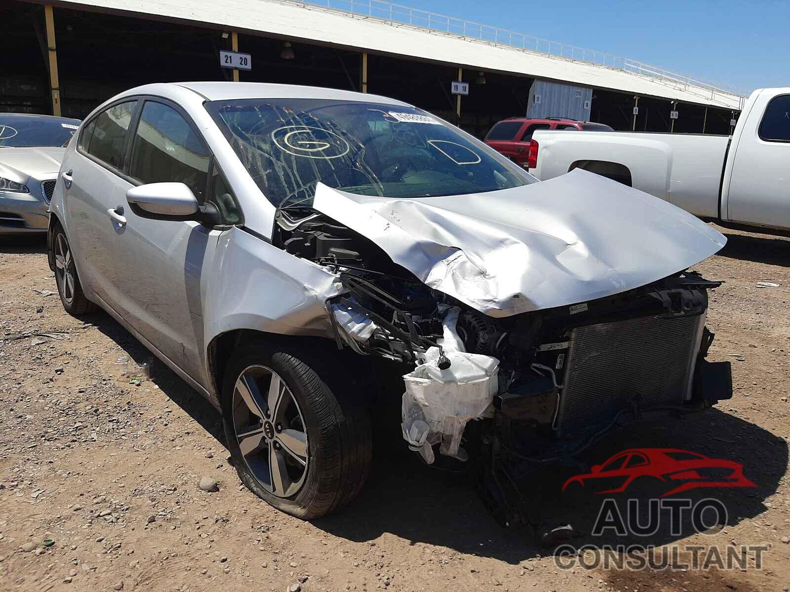 KIA FORTE 2018 - 3KPFL4A76JE267172