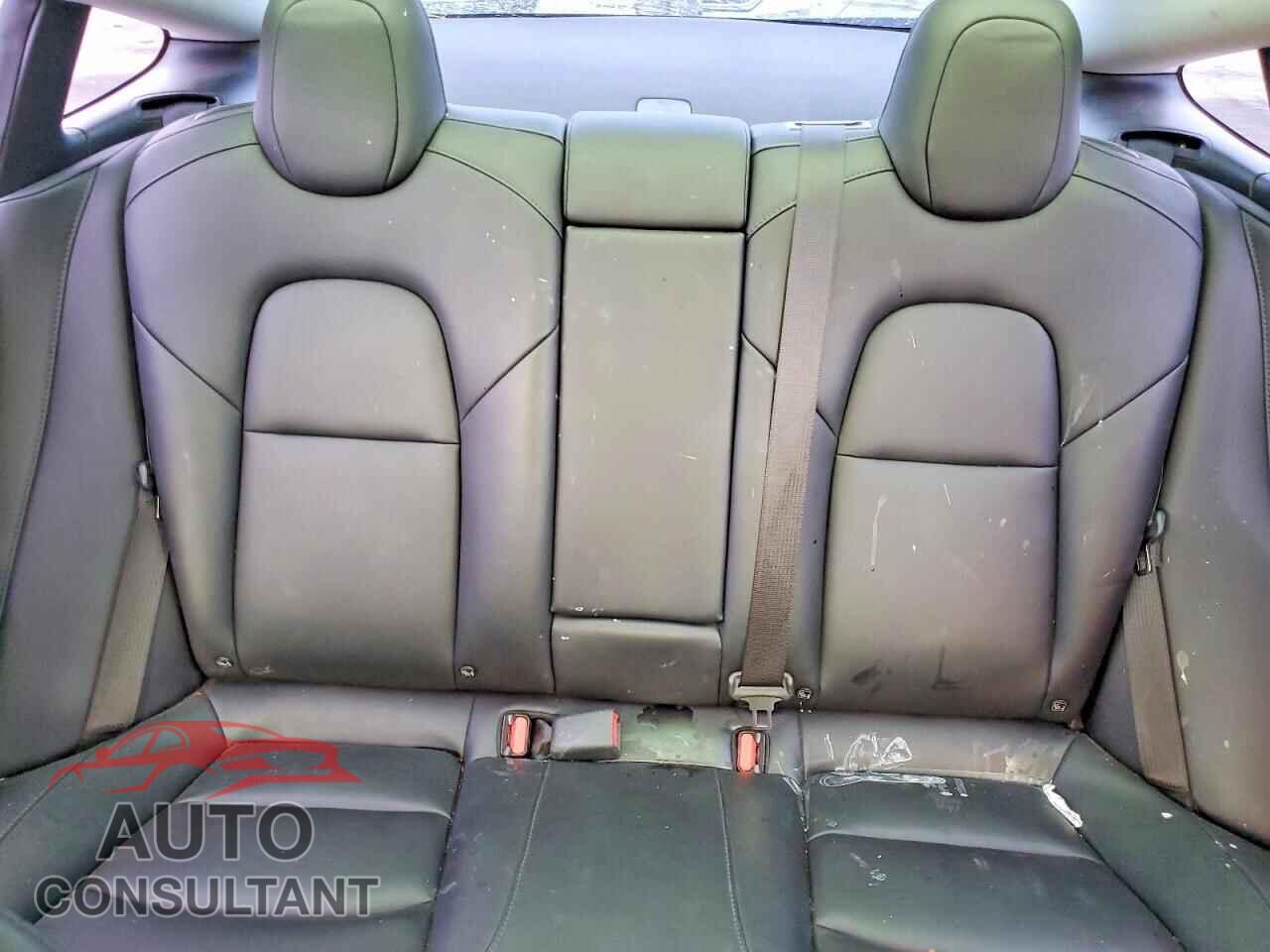TESLA MODEL 3 2023 - 5YJ3E1EA8PF427685