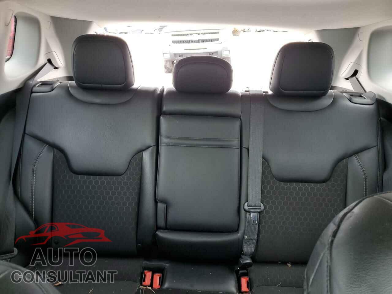 JEEP COMPASS 2018 - 3C4NJDBB6JT256611
