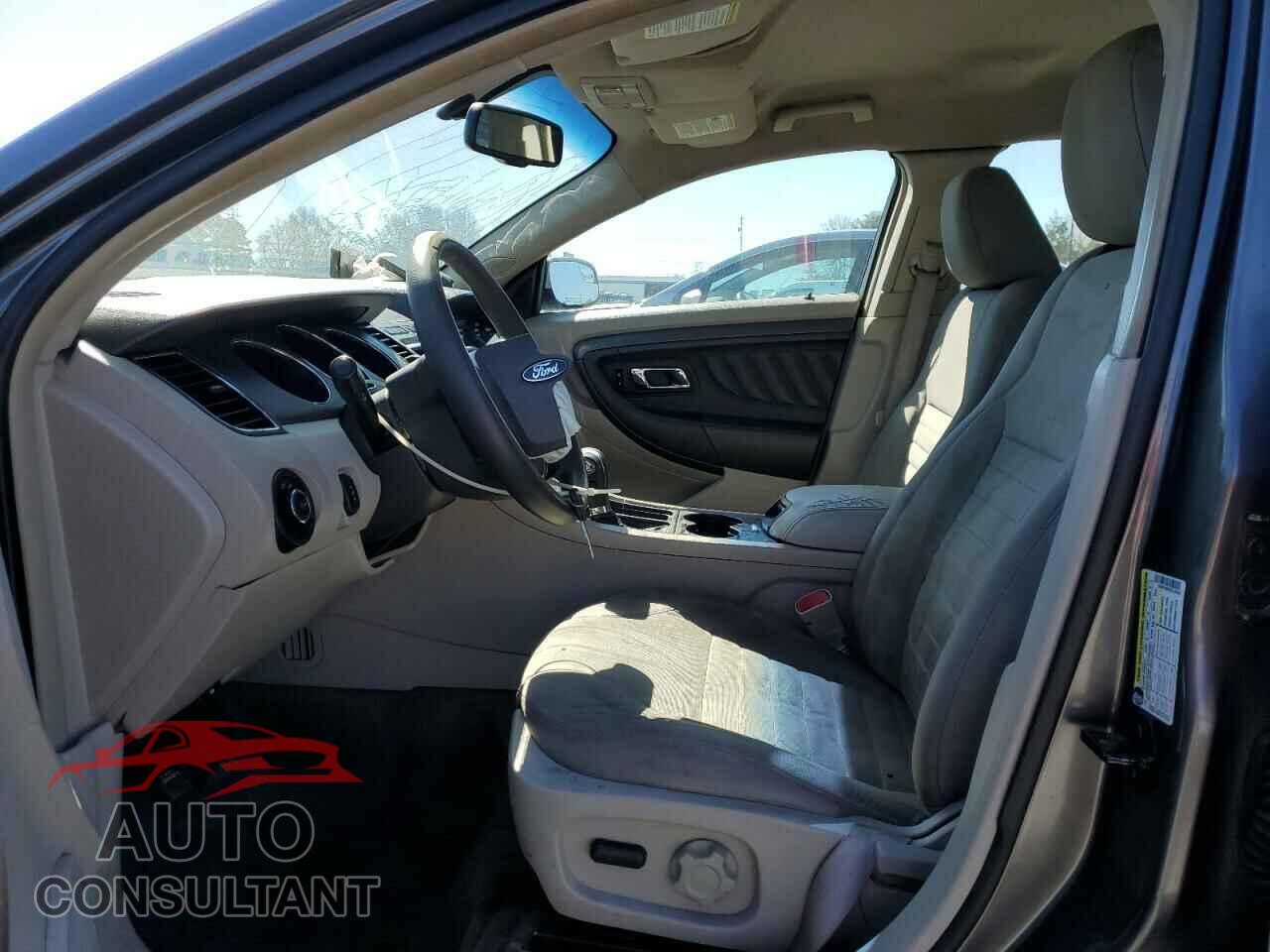 FORD TAURUS 2012 - 1FAHP2DW2CG120196