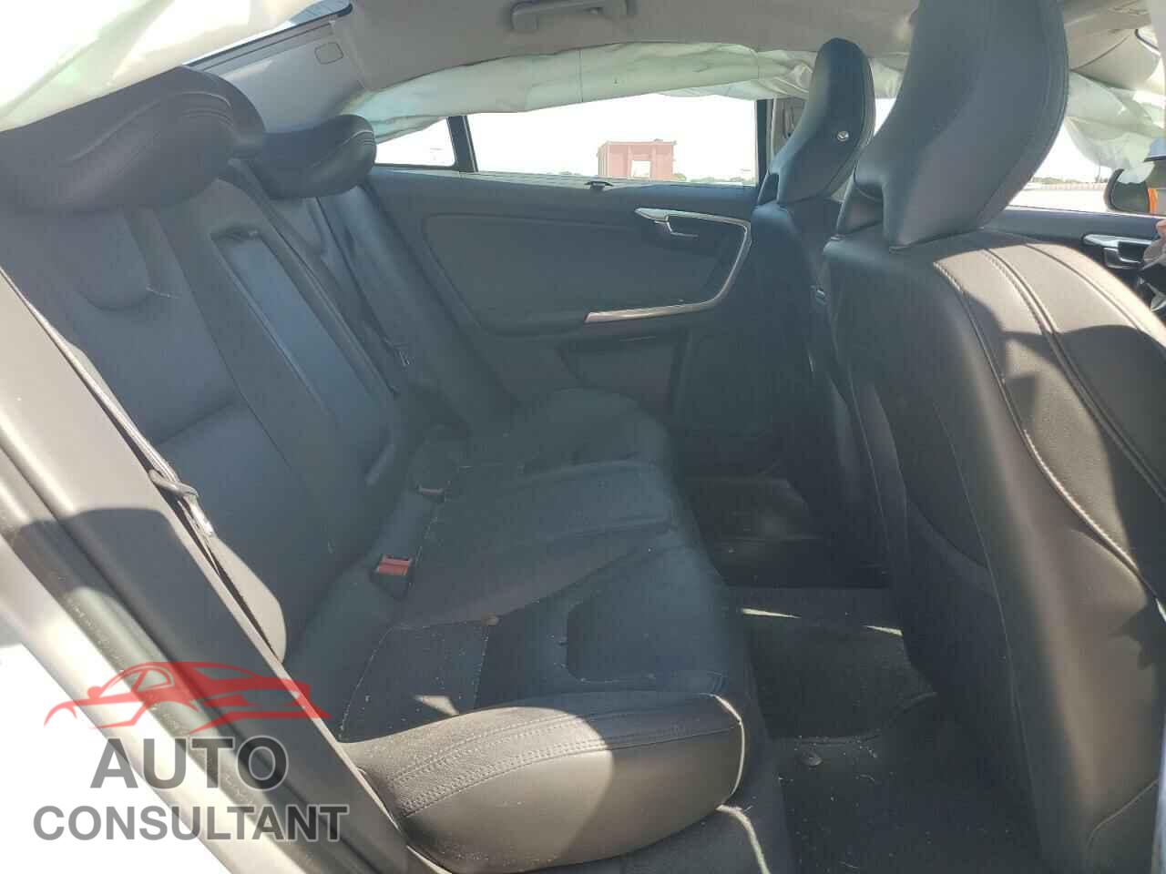 VOLVO S60 2017 - LYV402HM7HB149072