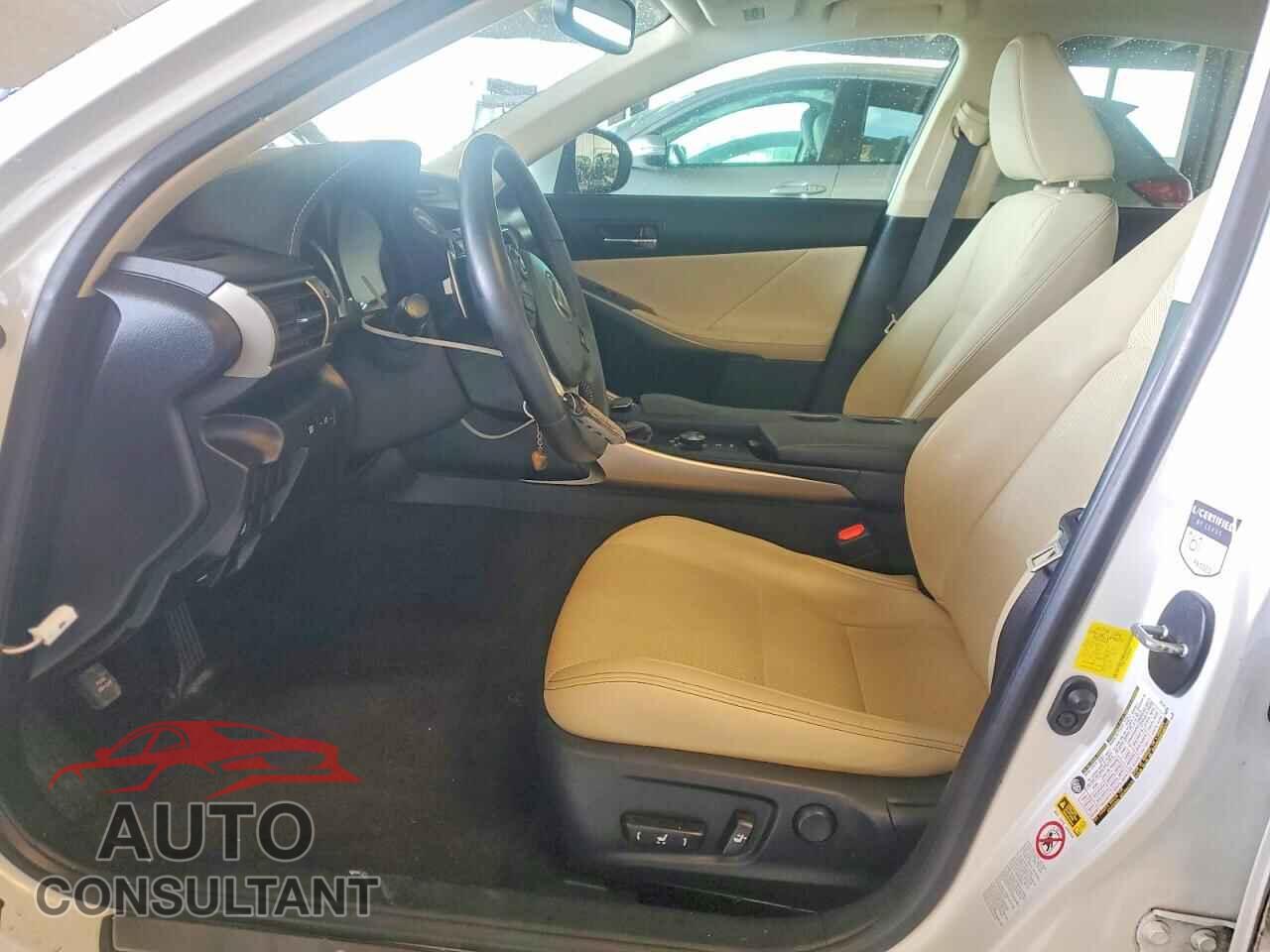 LEXUS IS 2014 - JTHBF1D26E5042867