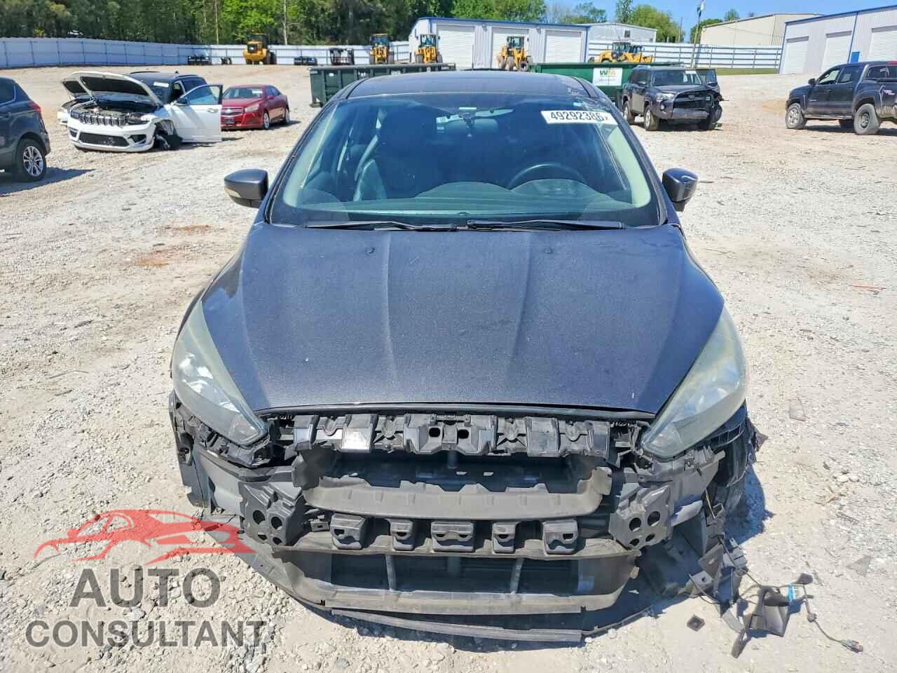 FORD FOCUS 2015 - 1FADP3K2XFL344879