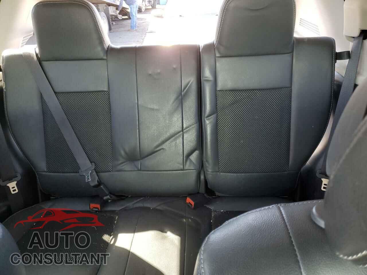 JEEP COMPASS 2016 - 1C4NJCEA8GD632995