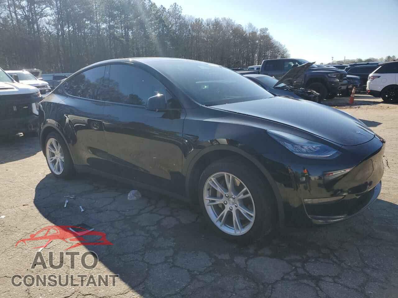 TESLA MODEL Y 2021 - 5YJYGDEE2MF081066