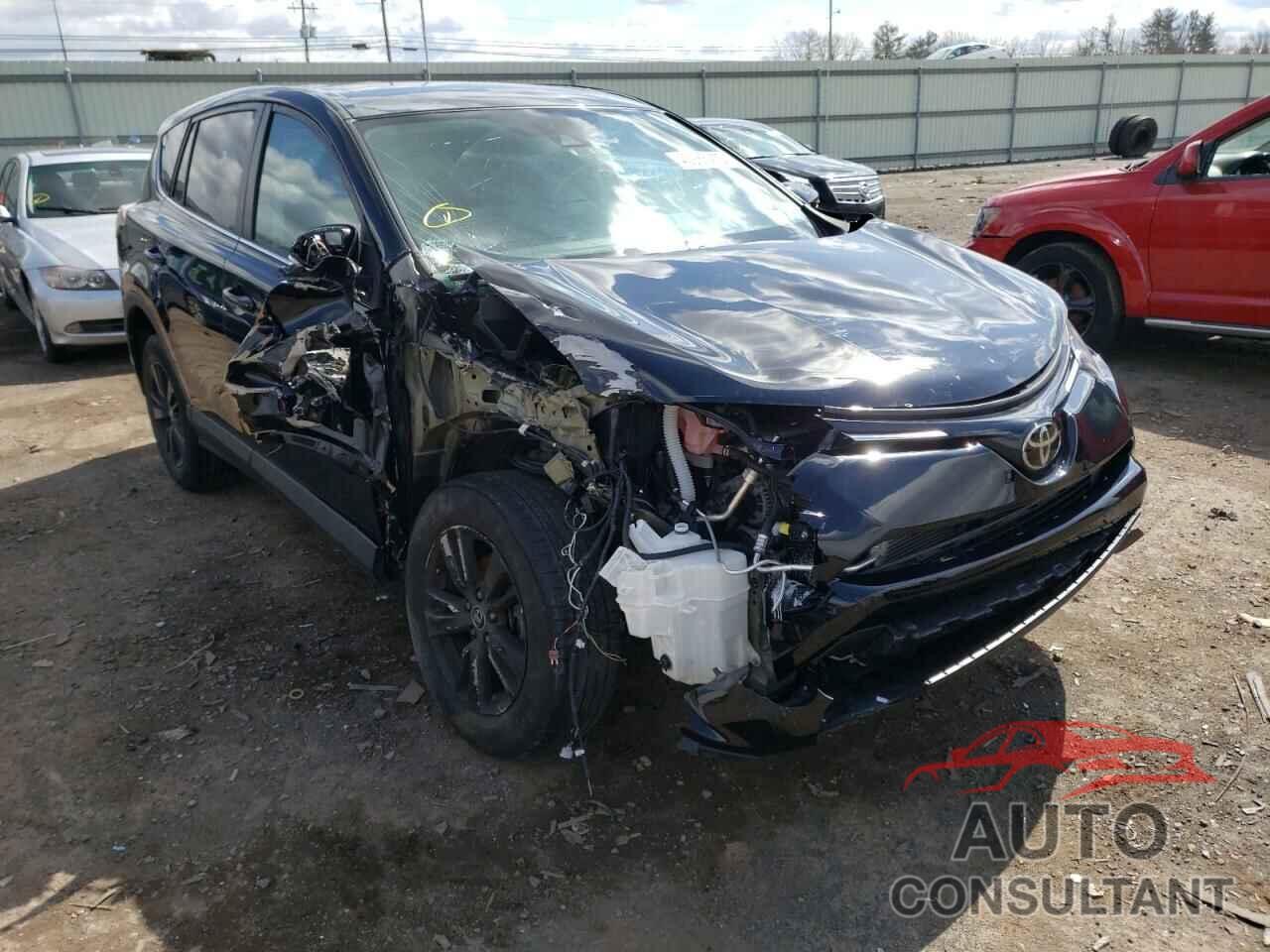TOYOTA RAV4 2018 - 2T3RFREV2JW796679