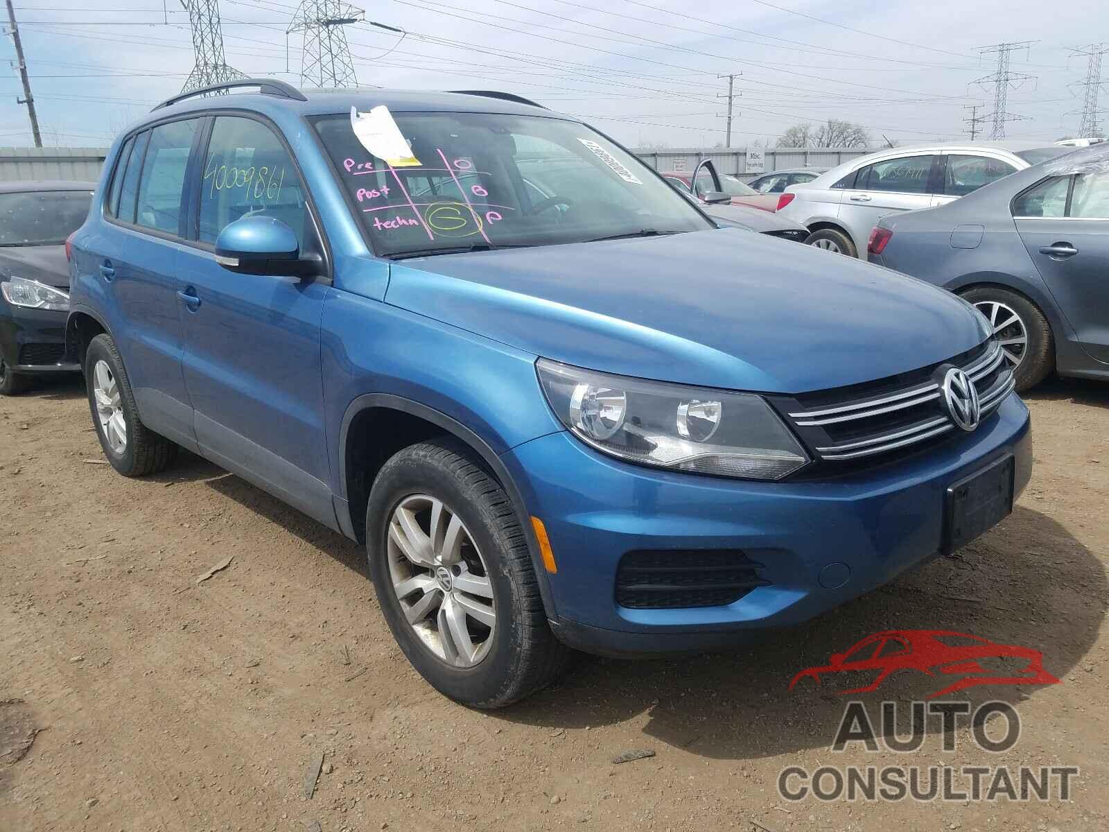 VOLKSWAGEN TIGUAN 2017 - WVGBV7AX7HK038769