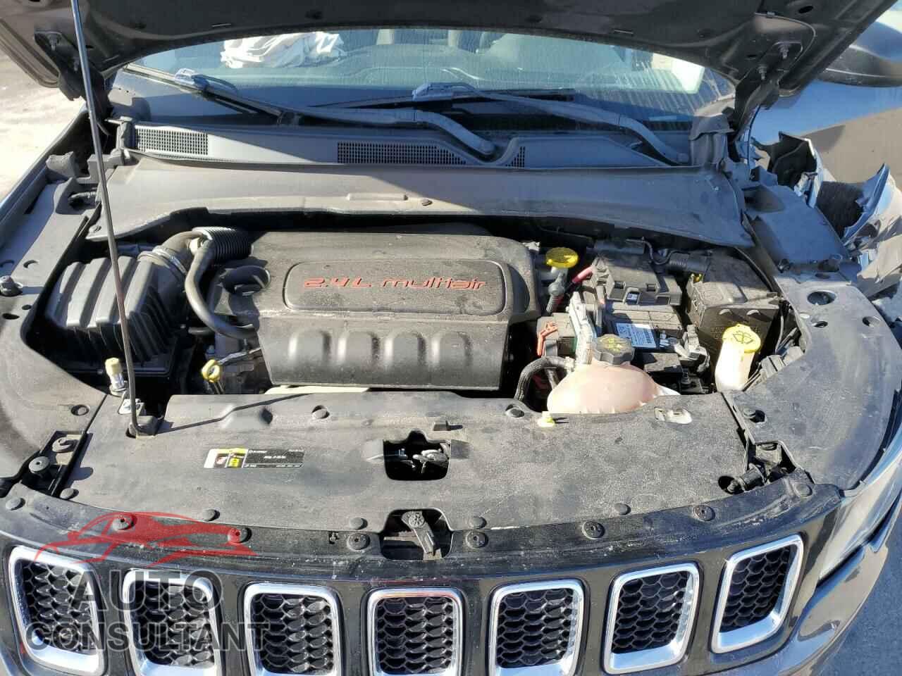 JEEP COMPASS 2018 - 3C4NJCAB6JT123312