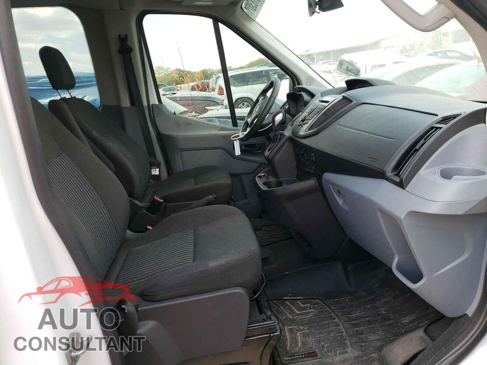 FORD TRANSIT CO 2019 - 1FBZX2CM2KKA52402