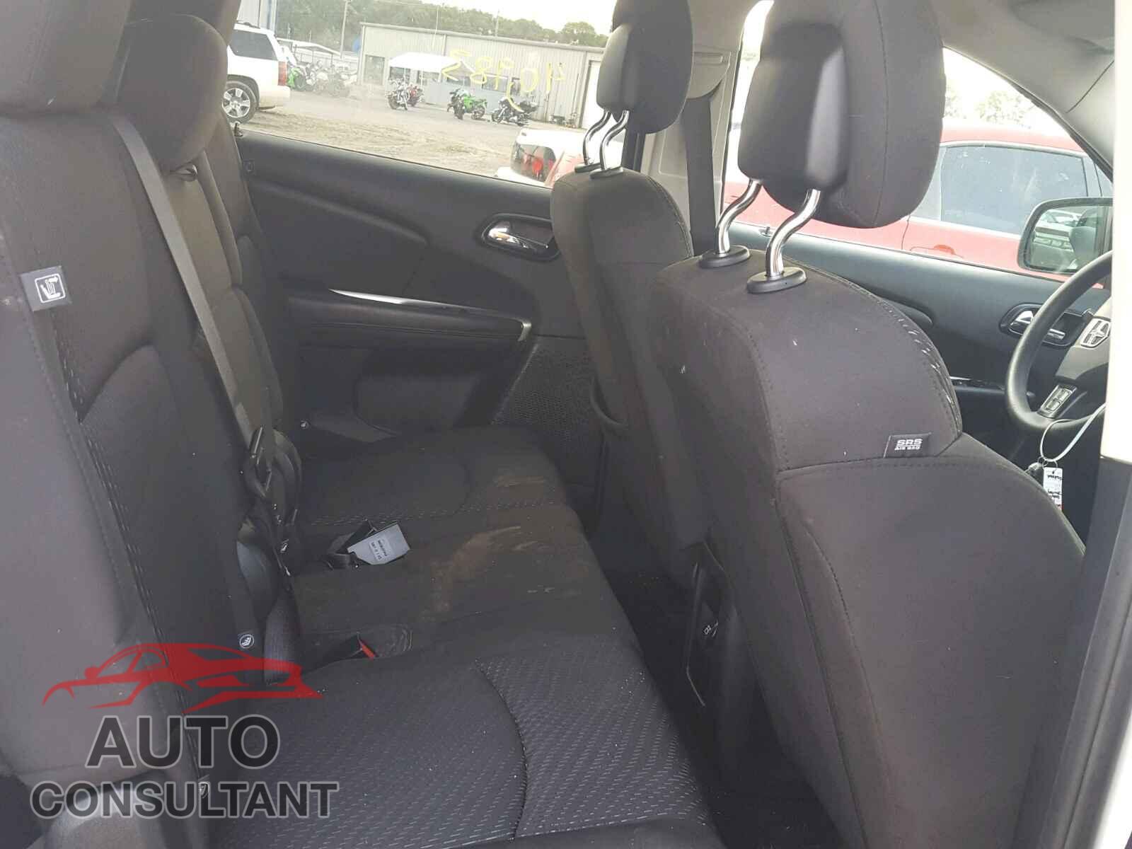 DODGE JOURNEY SE 2017 - 3C4PDCAB1HT637434