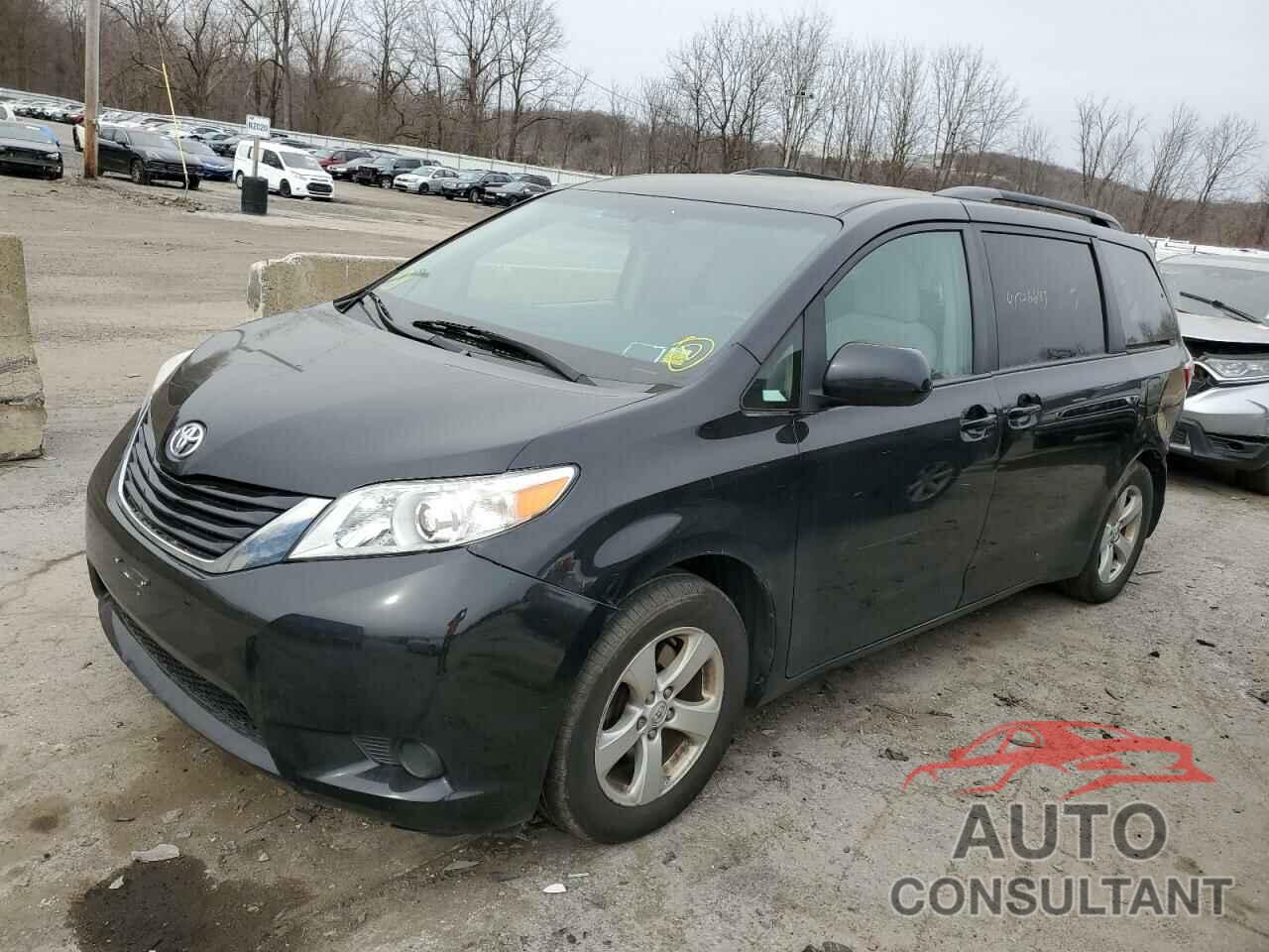 TOYOTA SIENNA 2017 - 5TDKZ3DC4HS863347