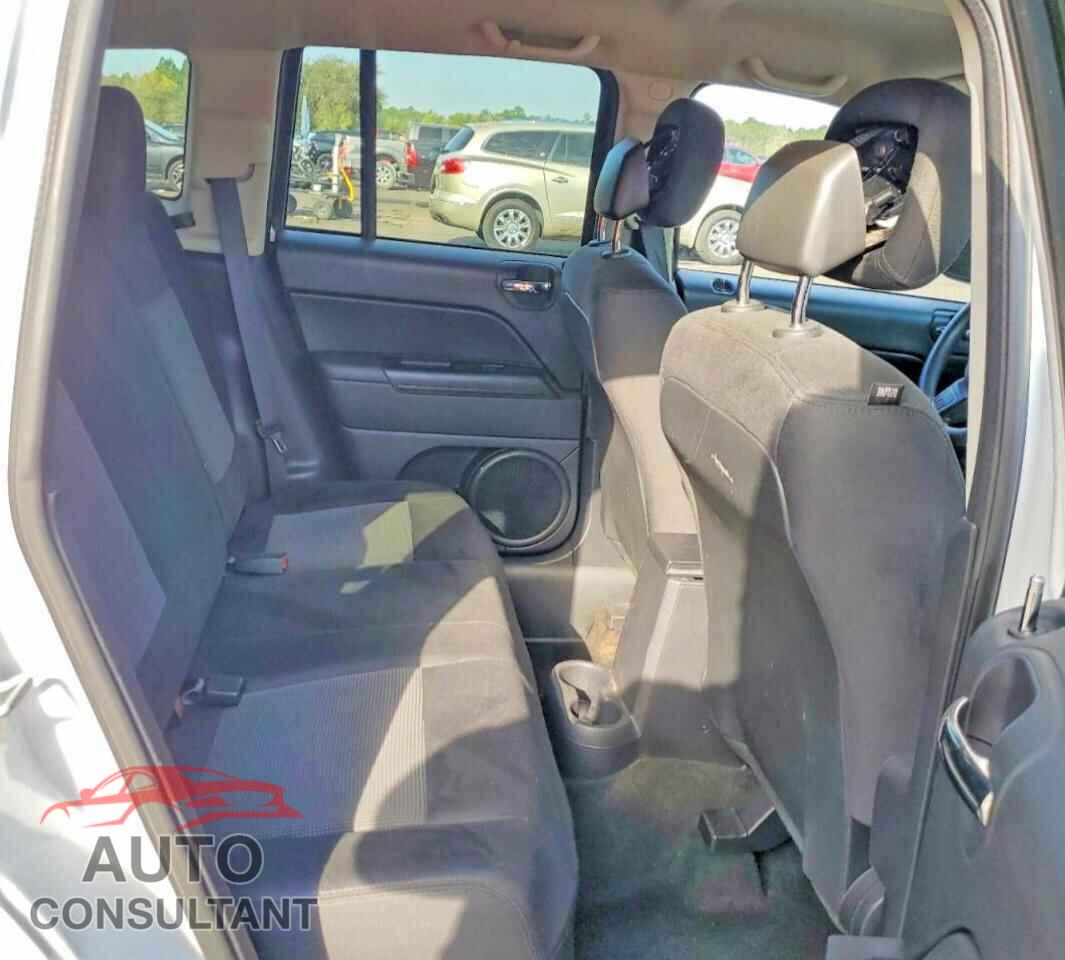 JEEP COMPASS 2014 - 1C4NJCBA9ED772409